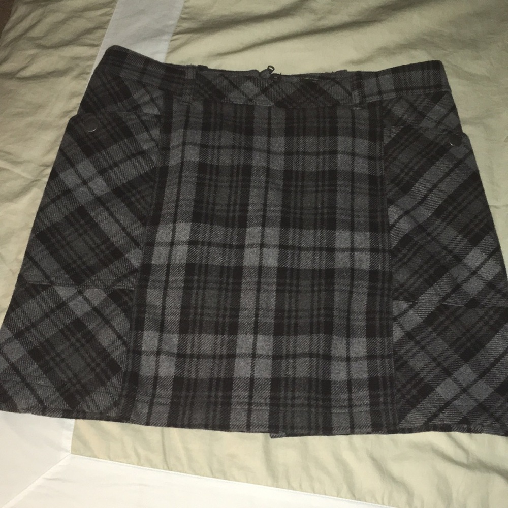 EDDIE BAUER WOOL MINI SKIRT